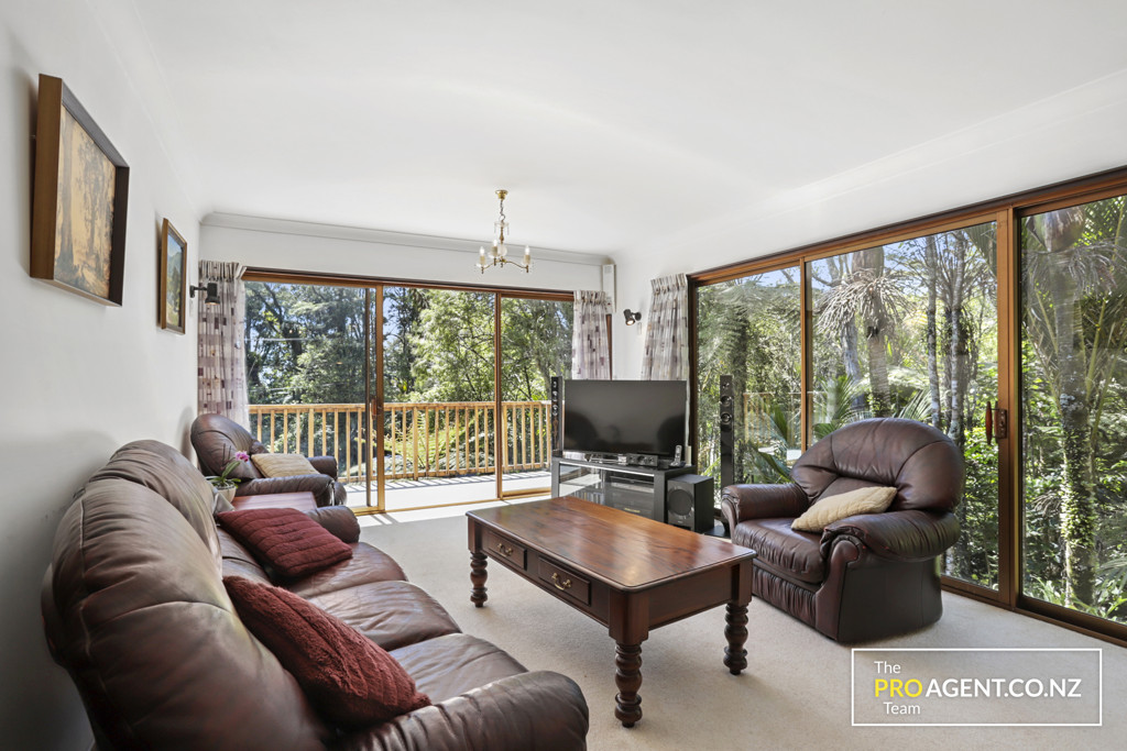224 Konini Road, Titirangi - Photo 6