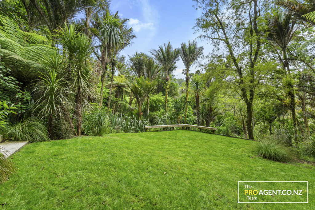 20 Tainui Road, Titirangi - Photo 4