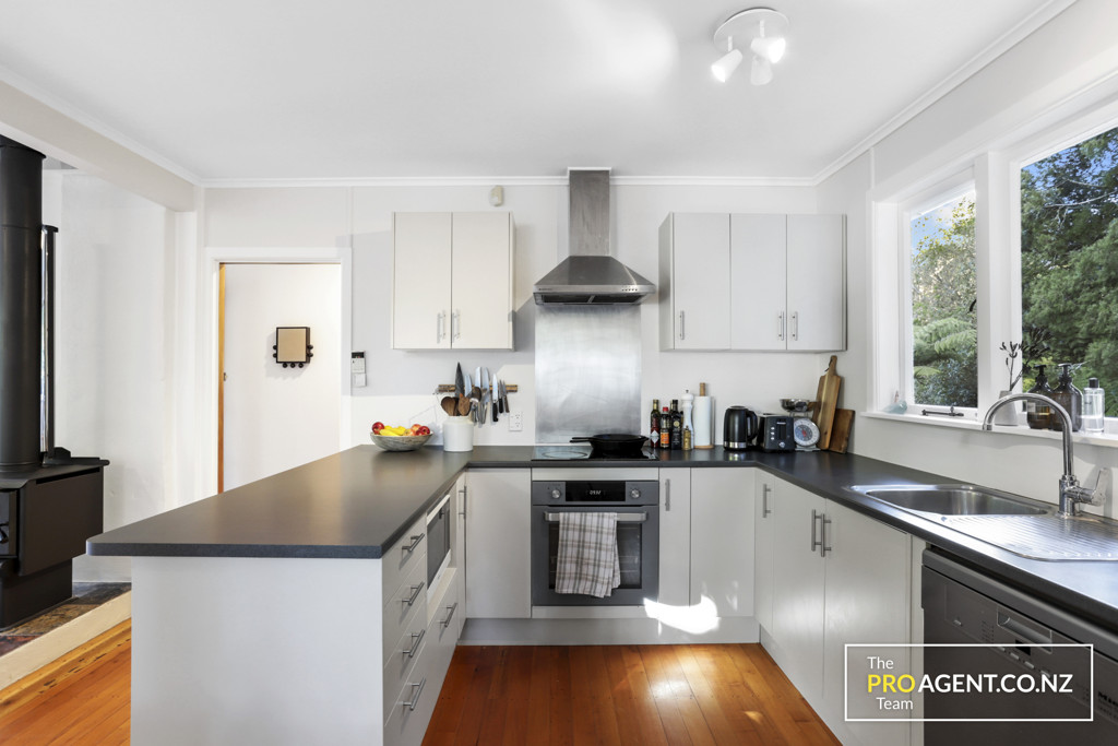 200 Woodlands Park Road, Titirangi - Photo 7