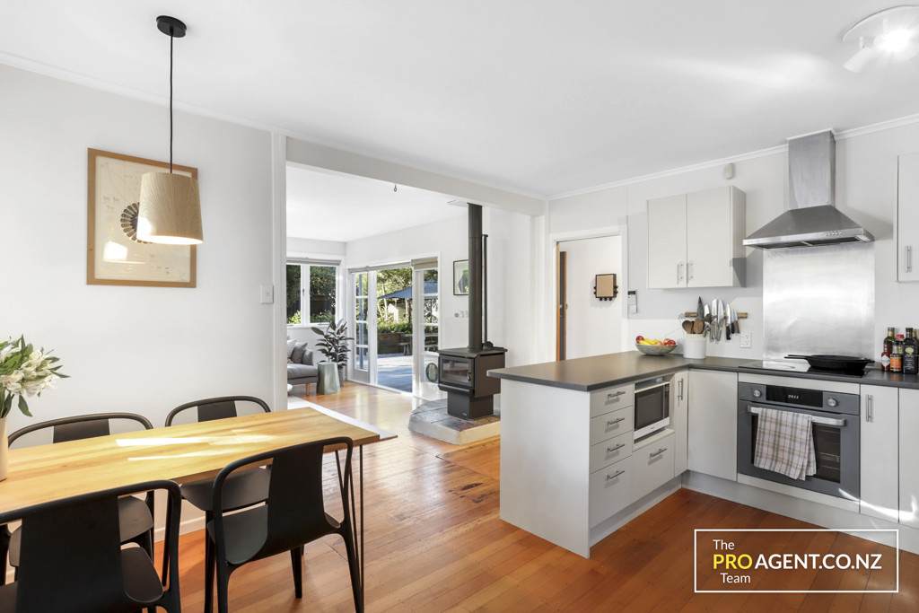 200 Woodlands Park Road, Titirangi - Photo 4