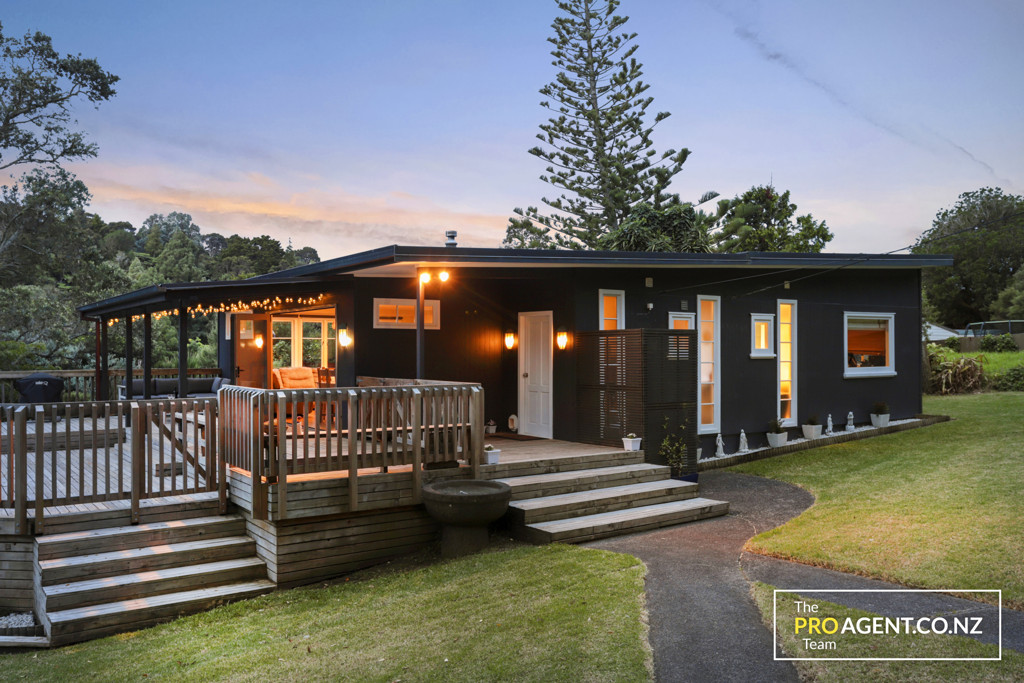144 Victory Road, Laingholm - Photo 5