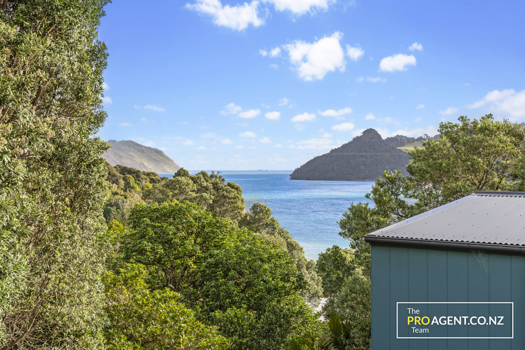 1133 Huia Road, Huia - Photo 7