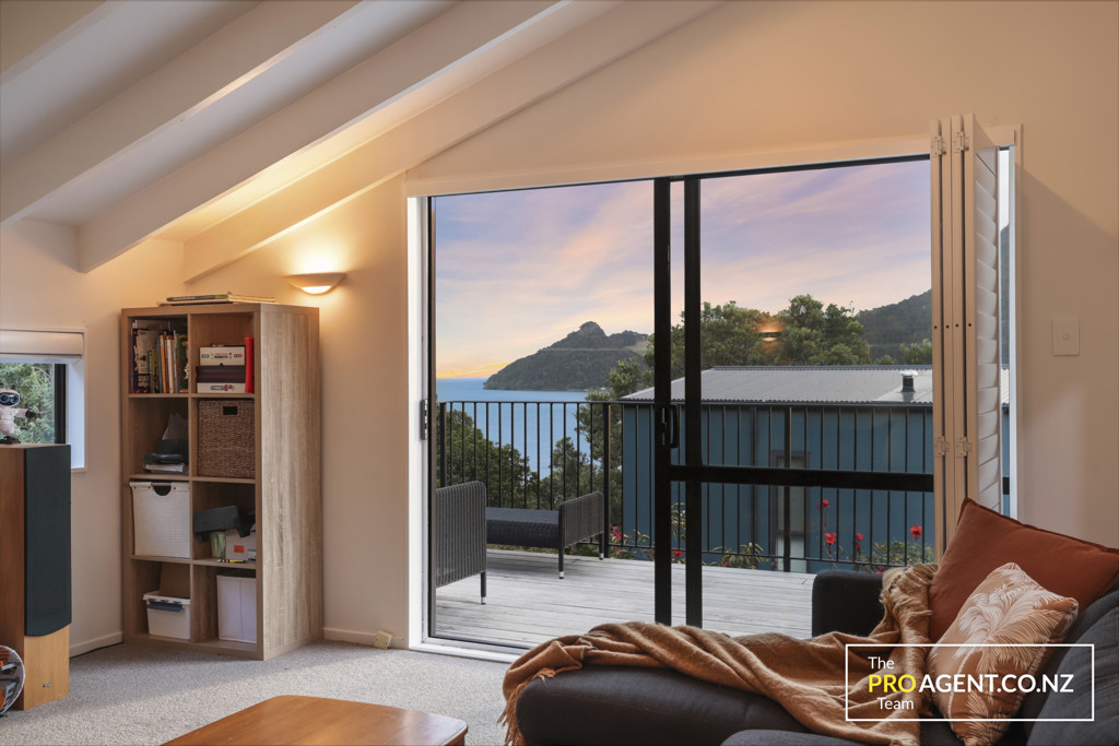 1133 Huia Road, Huia - Photo 2