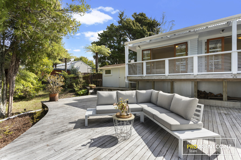 33 Lookout Drive, Laingholm - Photo 4