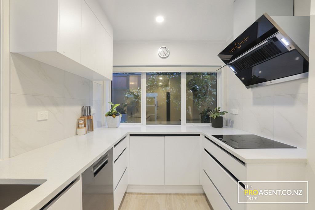 74 Warner Park Avenue, Laingholm - Photo 4