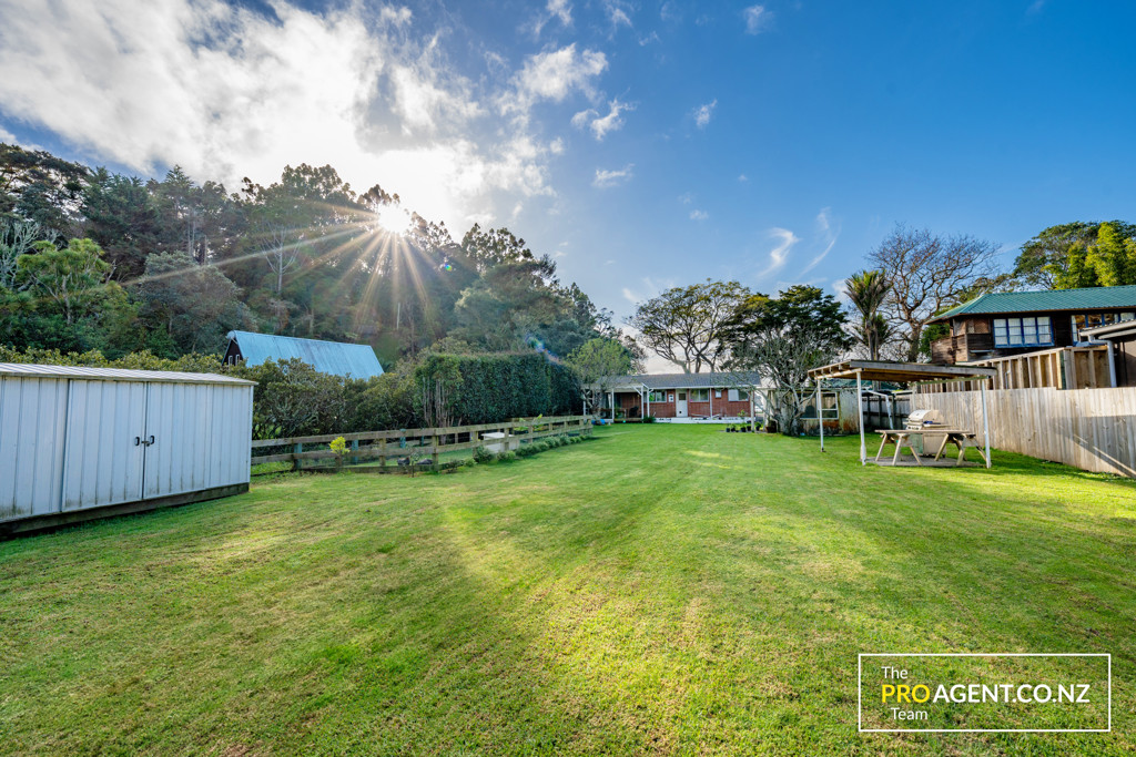 3 Sandys Parade, Laingholm - Photo 4