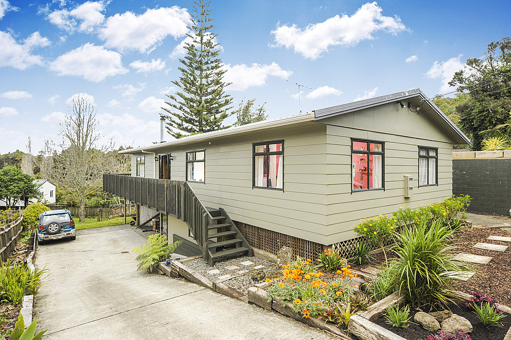 138 Woodlands Park Road, Titirangi
