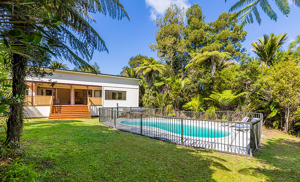 69 Waima Crescent, Titirangi