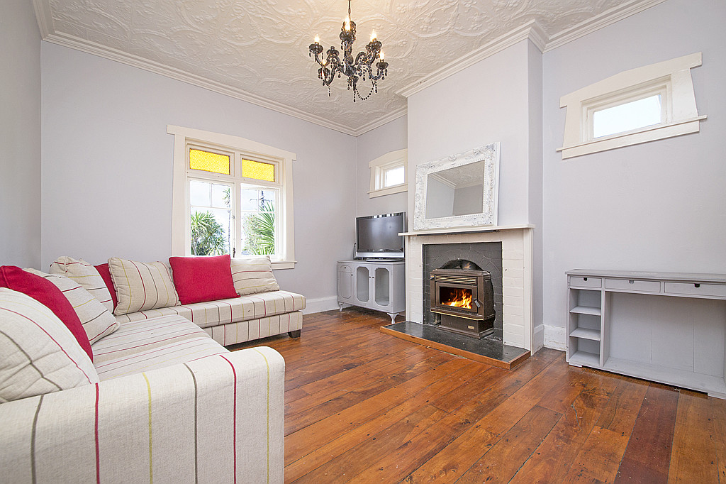 2 Rewa Street, New Lynn