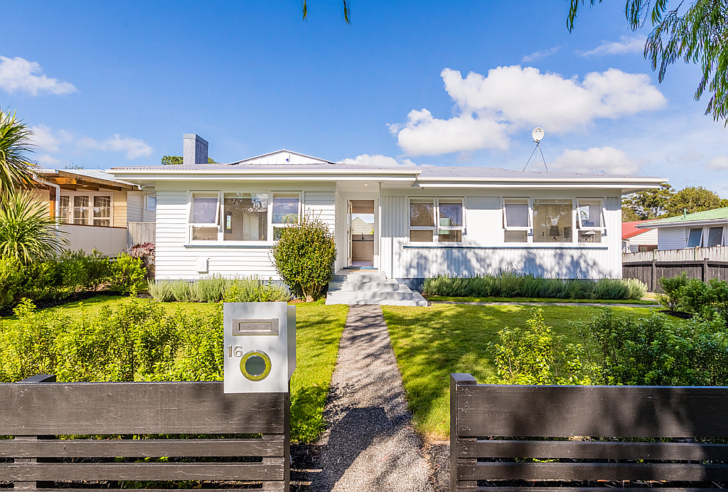 16 Esmeralda Avenue, Avondale