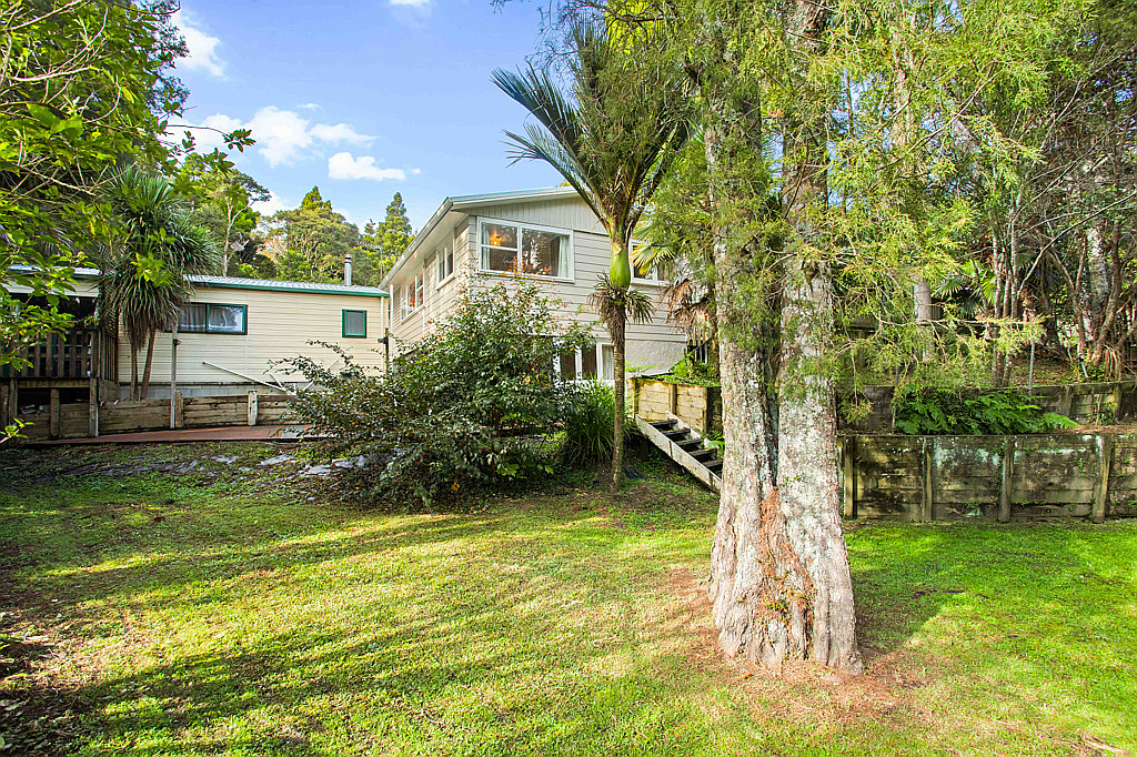 31 Victory Road, Laingholm