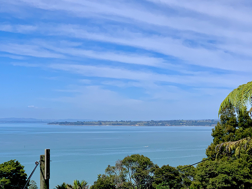 7 Kauri Point Road, Laingholm