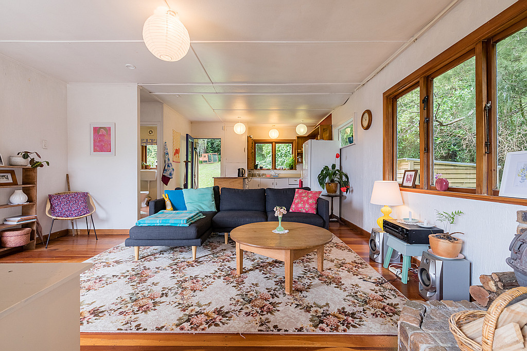 187 Victory Road, Laingholm