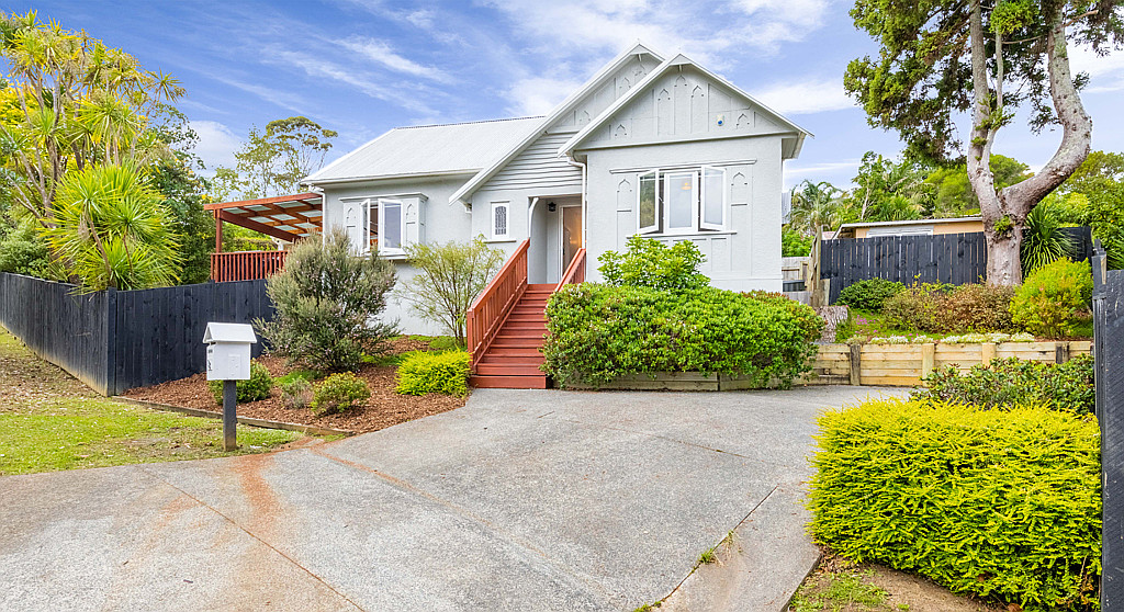 2B Autumn Avenue, Glen Eden