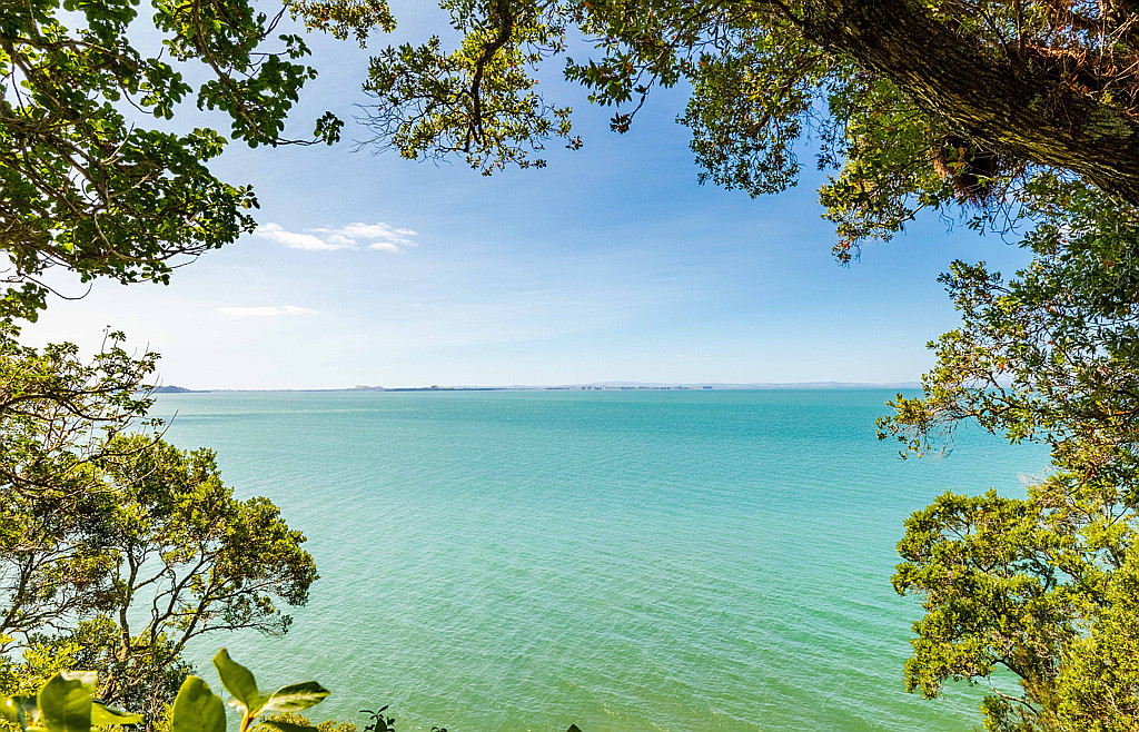 84 Kauri Point Road, Laingholm