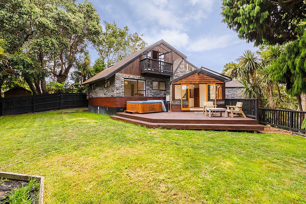 433 Titirangi Road, Titirangi