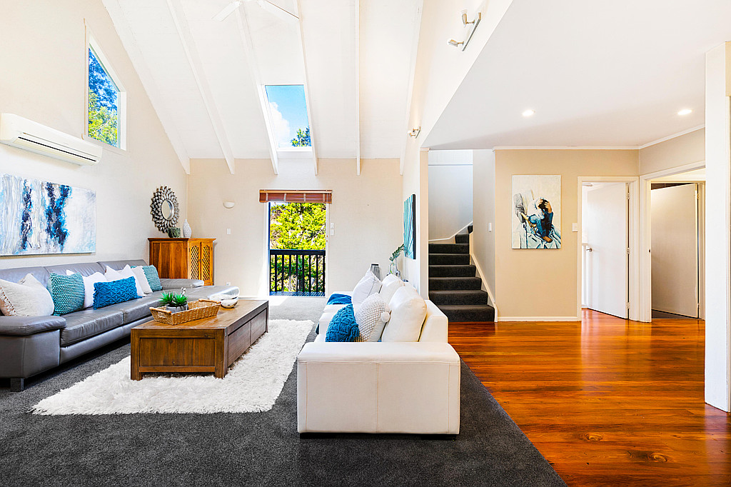 33 Warner Park Avenue, Laingholm - Photo 2
