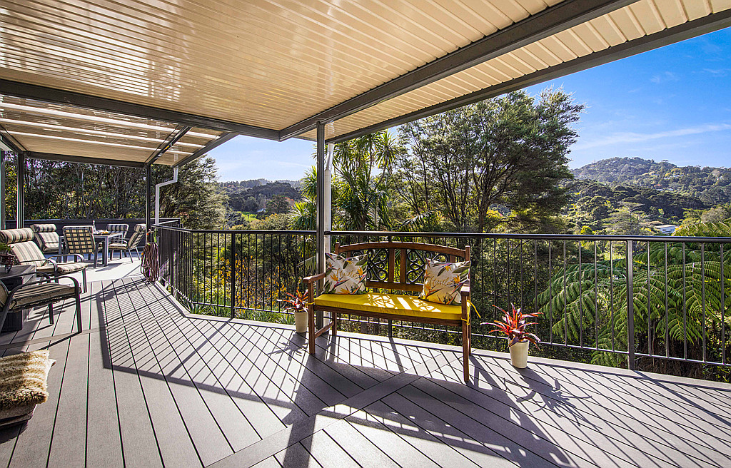 1 Landing Road, Titirangi - Photo 3