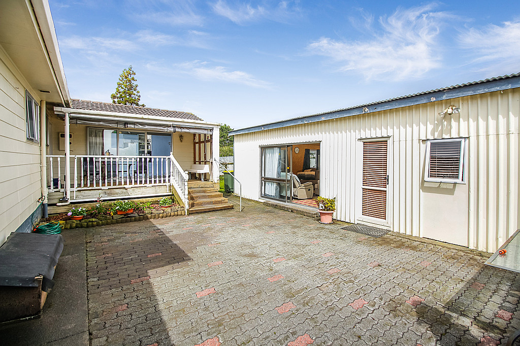 5 Karina Place, Glen Eden - Photo 4