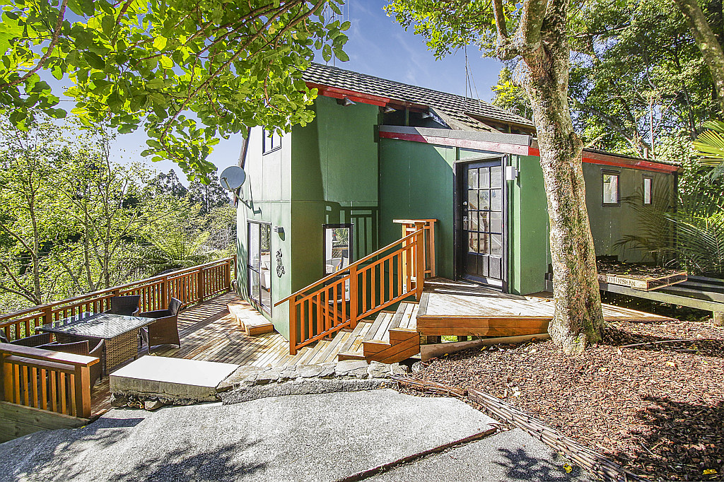 181 Woodlands Park Road, Titirangi - Photo 2