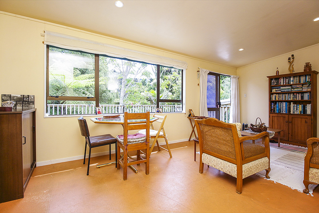 29 Rimutaka Place, Titirangi - Photo 7