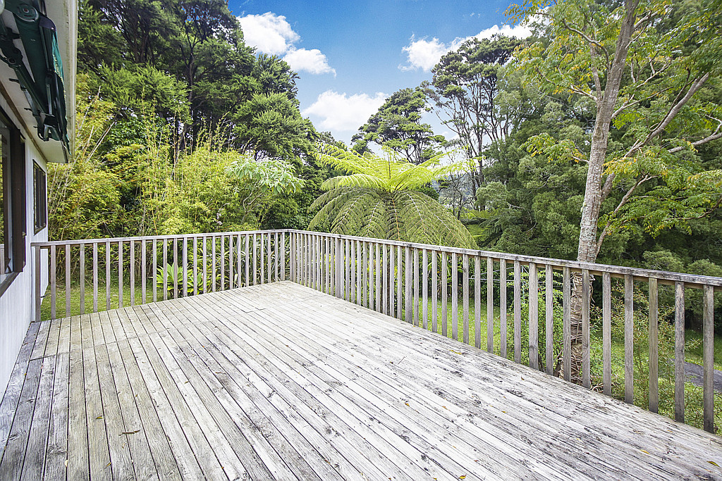 29 Rimutaka Place, Titirangi - Photo 5