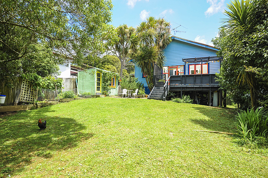 378 Huia Road, Titirangi - Photo 2