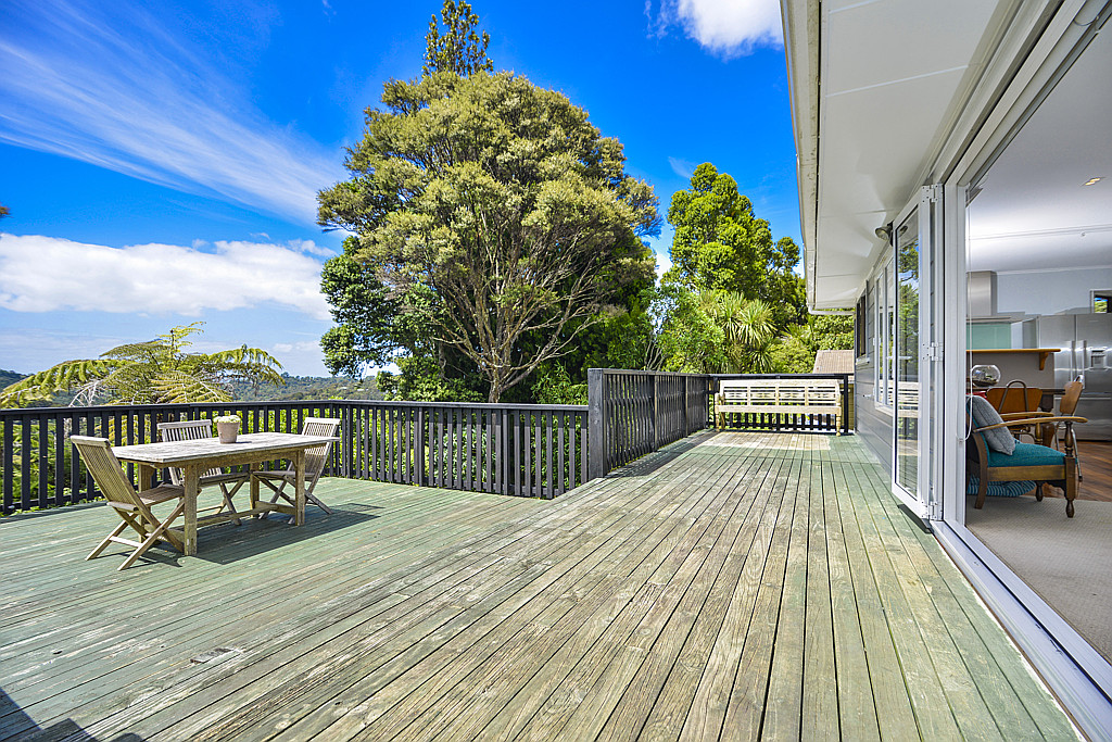 22 Rimutaka Place, Titirangi - Photo 4