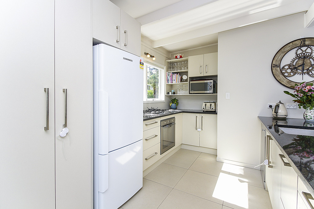 28 Derwent Crescent, Titirangi - Photo 7