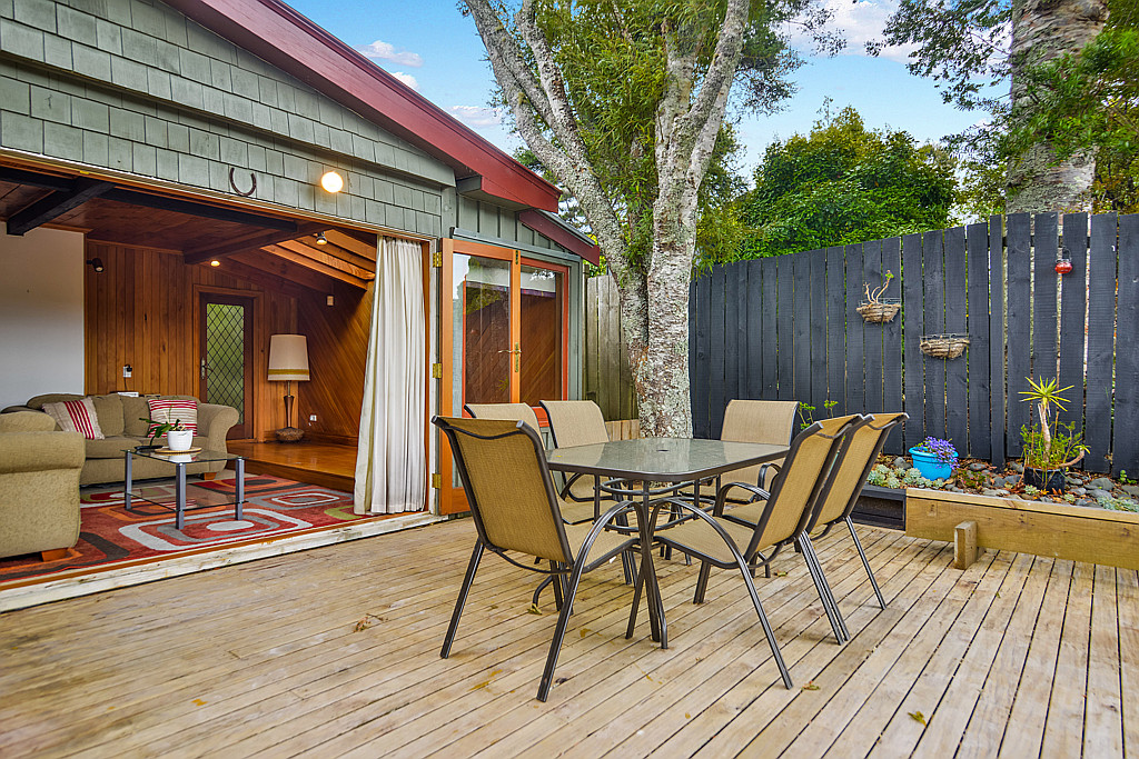 5 Staley Road, Parau - Photo 2