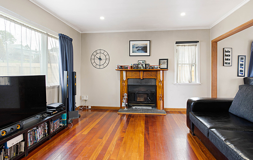 55 Beaubank Road, Kelston - Photo 5