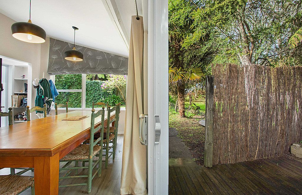 31 Victory Road, Laingholm - Photo 7