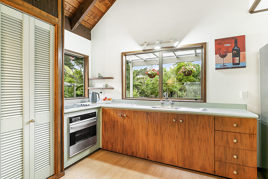13 Victory Road, Laingholm - Photo 6
