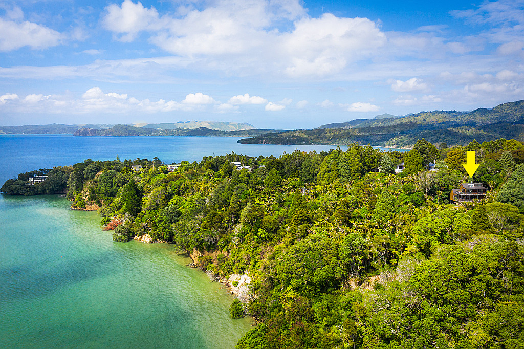 52 Kauri Point Road, Laingholm - Photo 3