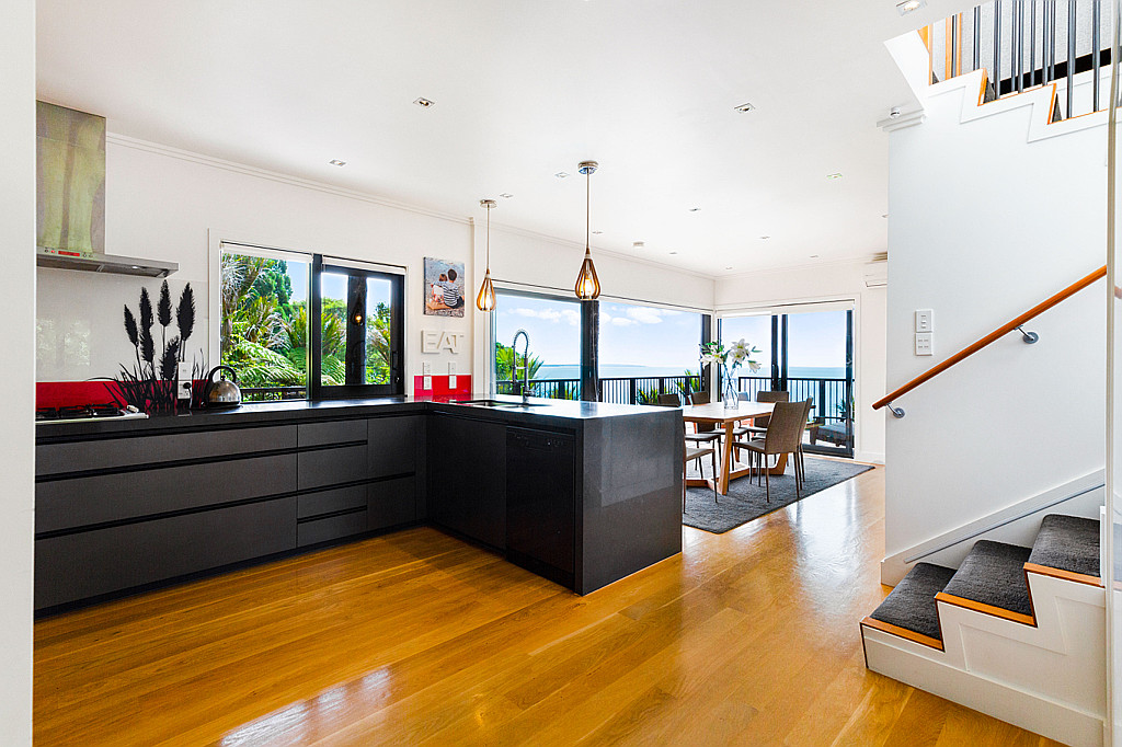52 Kauri Point Road, Laingholm - Photo 7