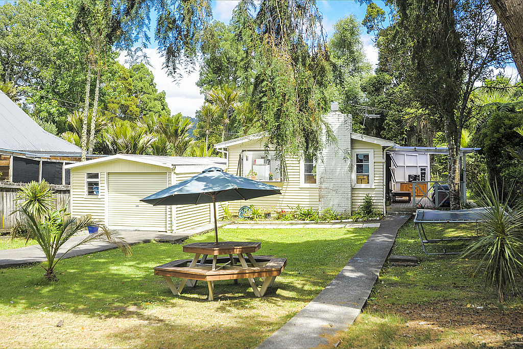 25 Hollywood Avenue, Titirangi - Photo 3