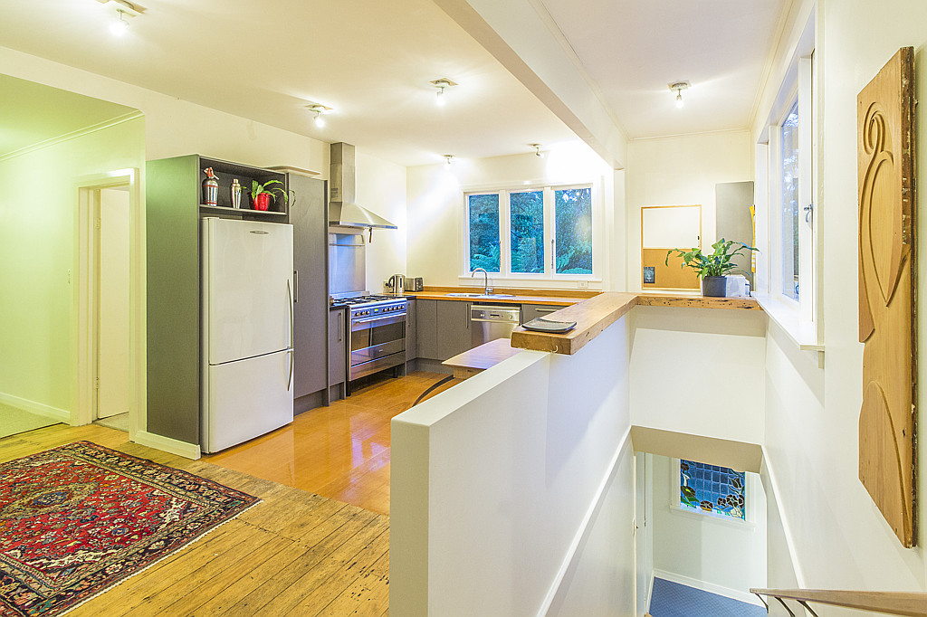 76 Laingholm Drive, Laingholm - Photo 2