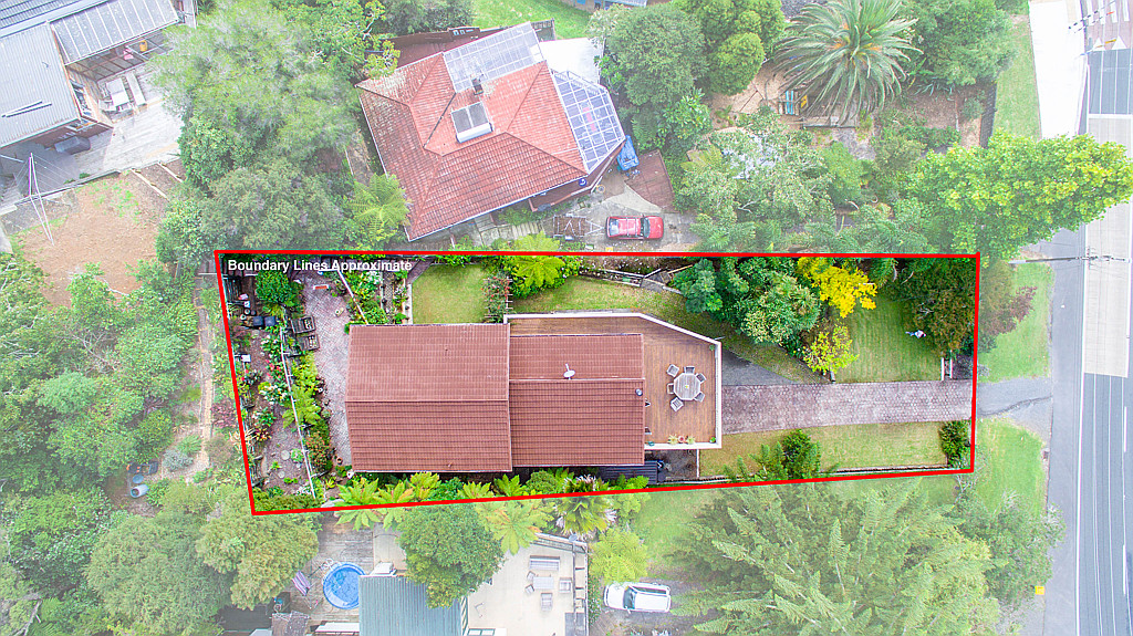 221 Woodlands Park Road, Titirangi - Photo 4