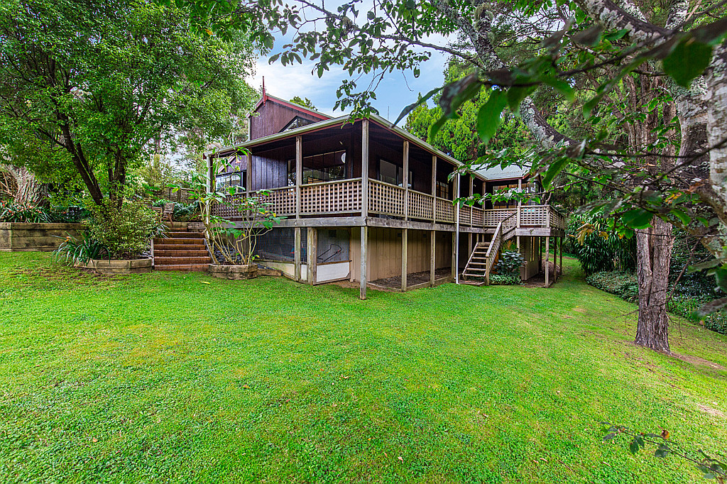 304 Huia Road, Titirangi - Photo 3