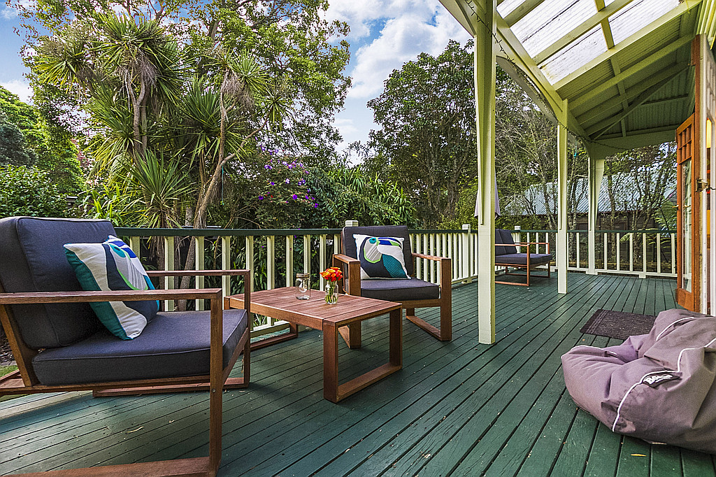 9 South Lynn Road, Titirangi - Photo 3