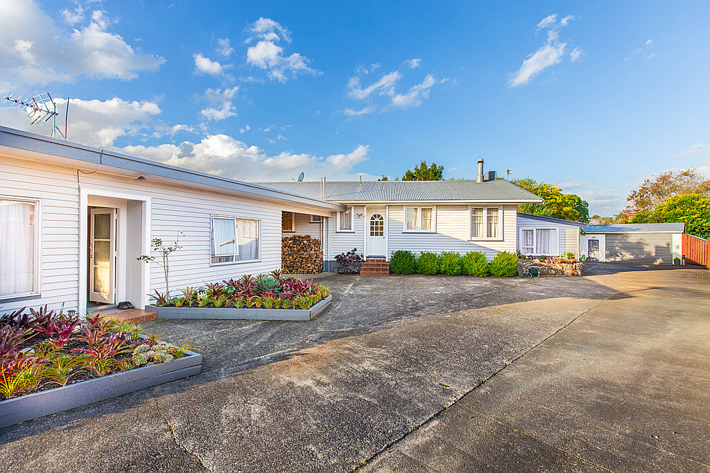40 Woodglen Road, Glen Eden - Photo 4