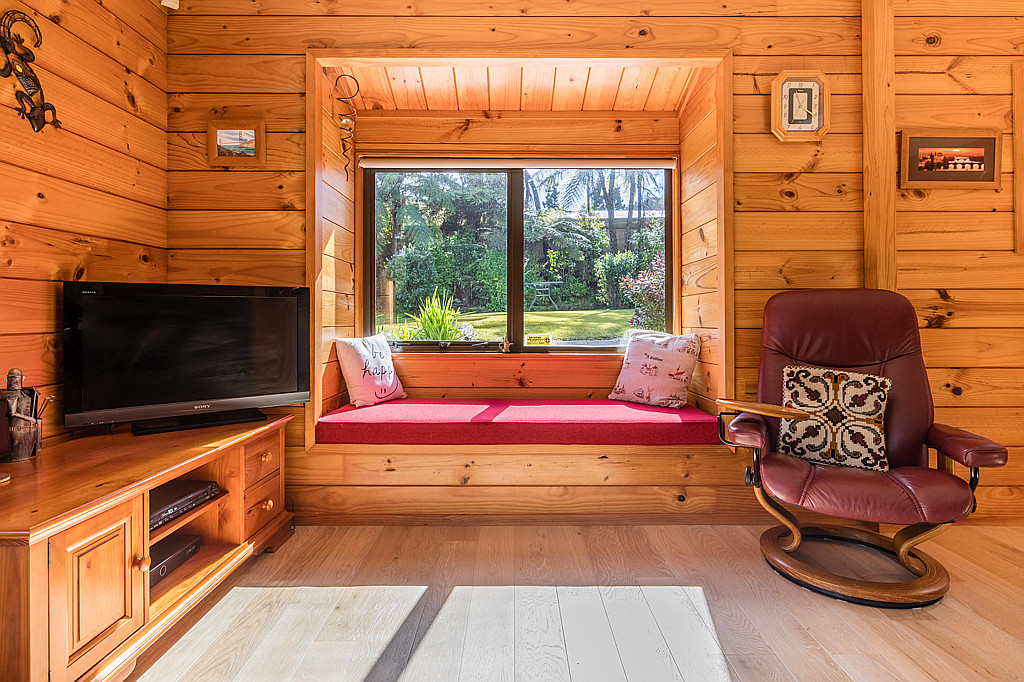 143 Woodlands Park Road, Titirangi - Photo 7