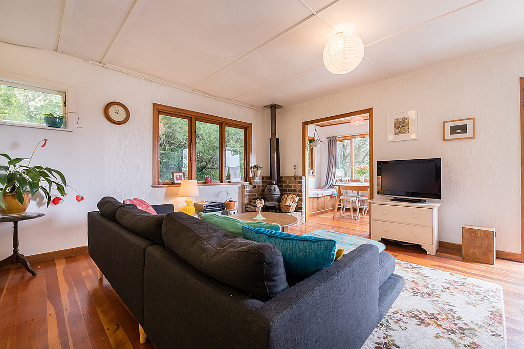 187 Victory Road, Laingholm - Photo 4