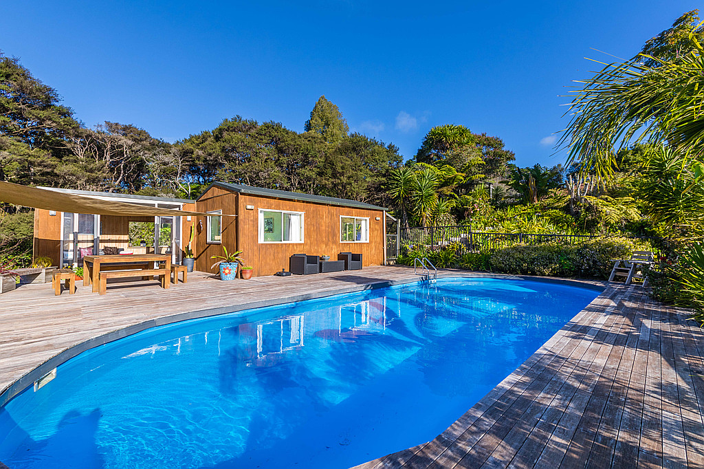 118c Carter Road, Oratia - Photo 5