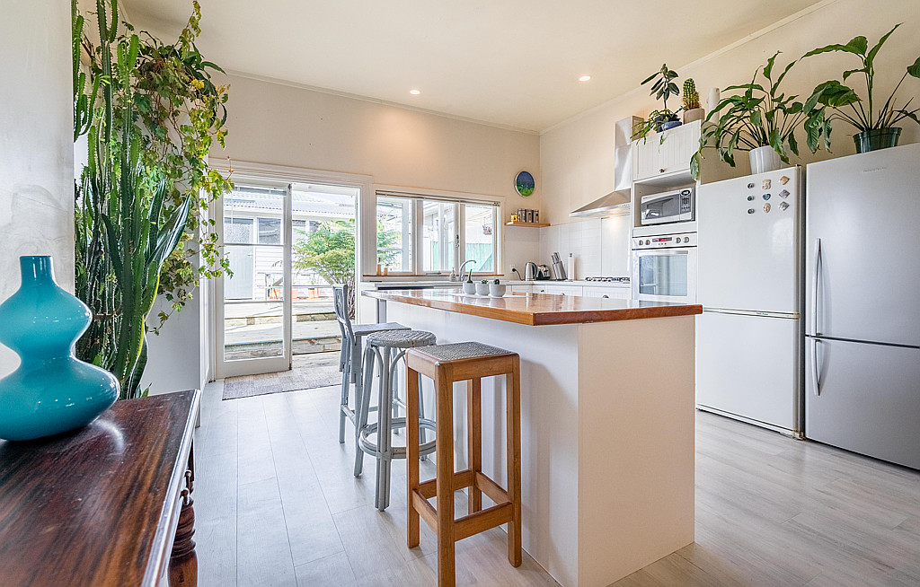 142 Hutchinson Avenue, New Lynn - Photo 5