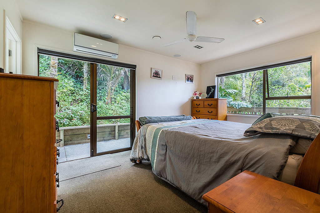 179 Woodlands Park Road, Titirangi - Photo 6