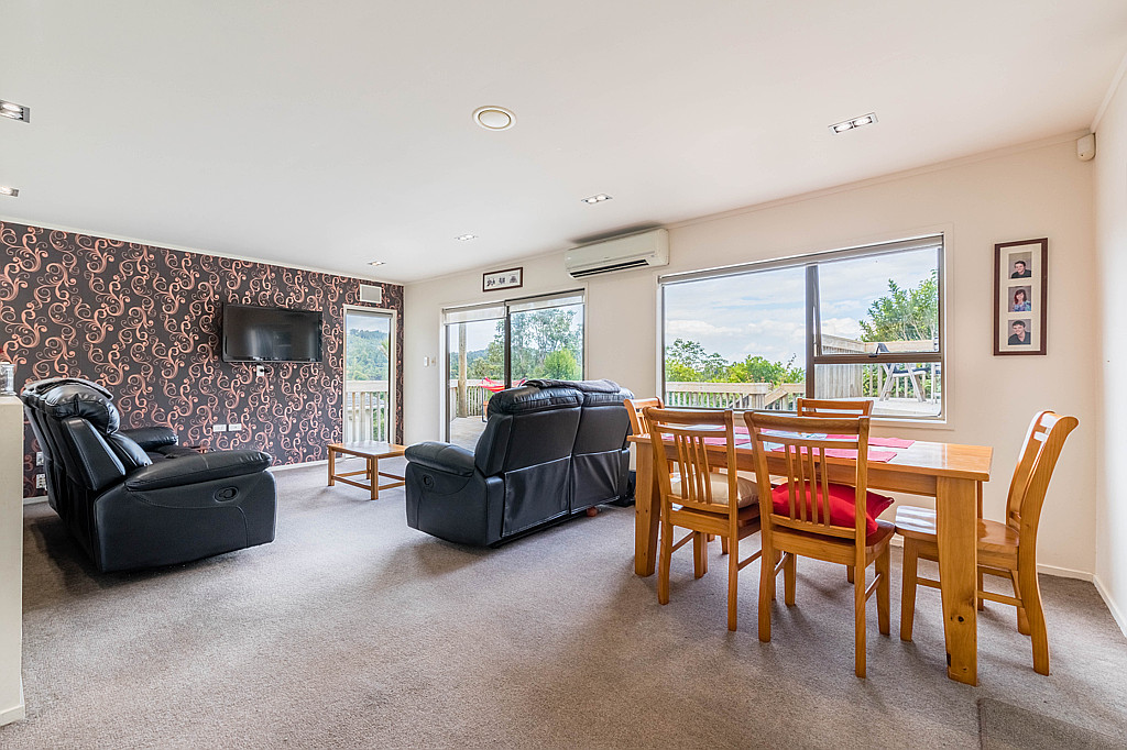 179 Woodlands Park Road, Titirangi - Photo 5