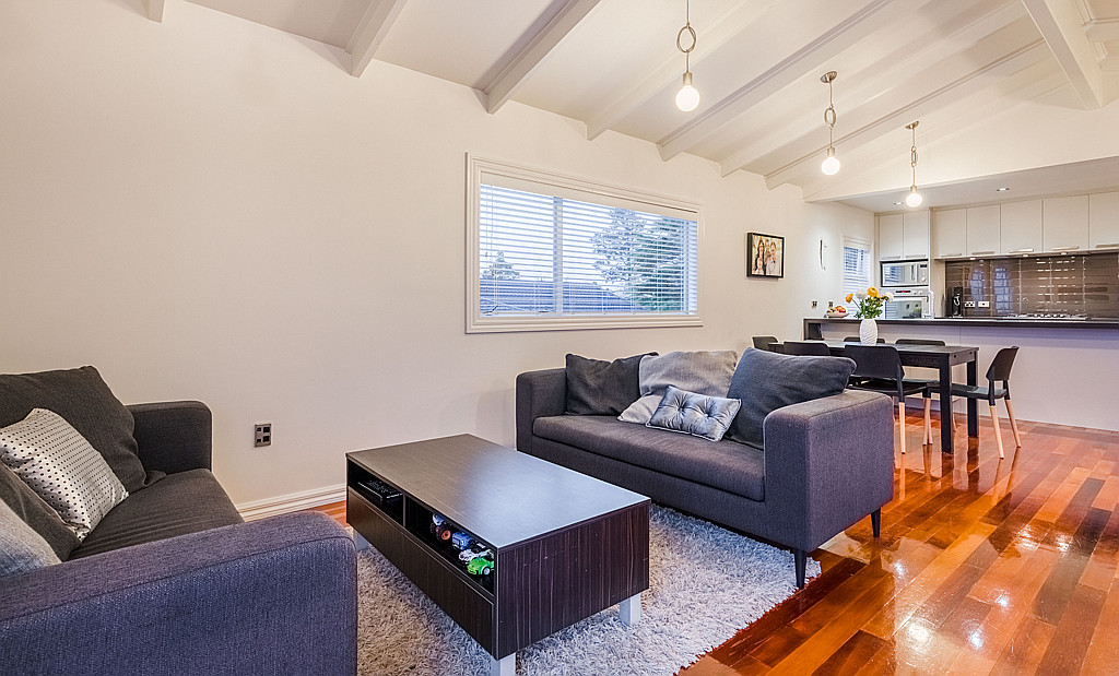 10 Hepper Street, New Lynn - Photo 2