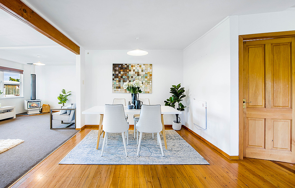 89 Kauri Point Road, Laingholm - Photo 6