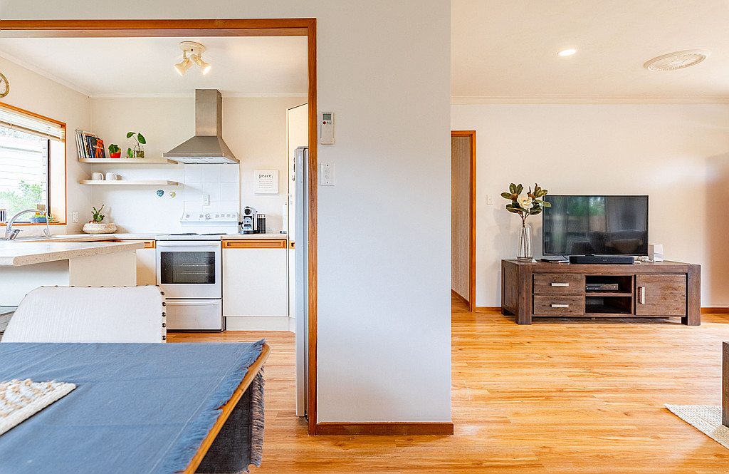 317 Royal Road, Massey - Photo 6